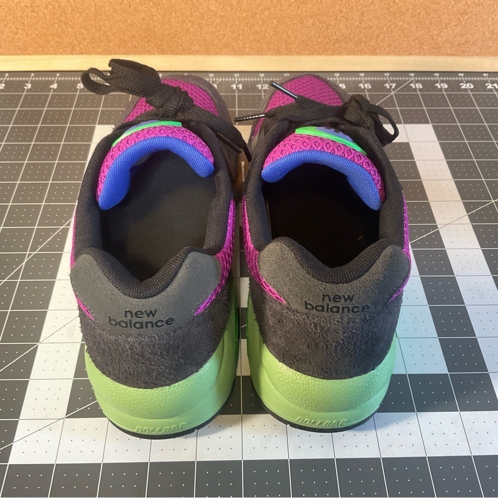 New balance 580 brand new 
Phantom - Picture 5 of 10
